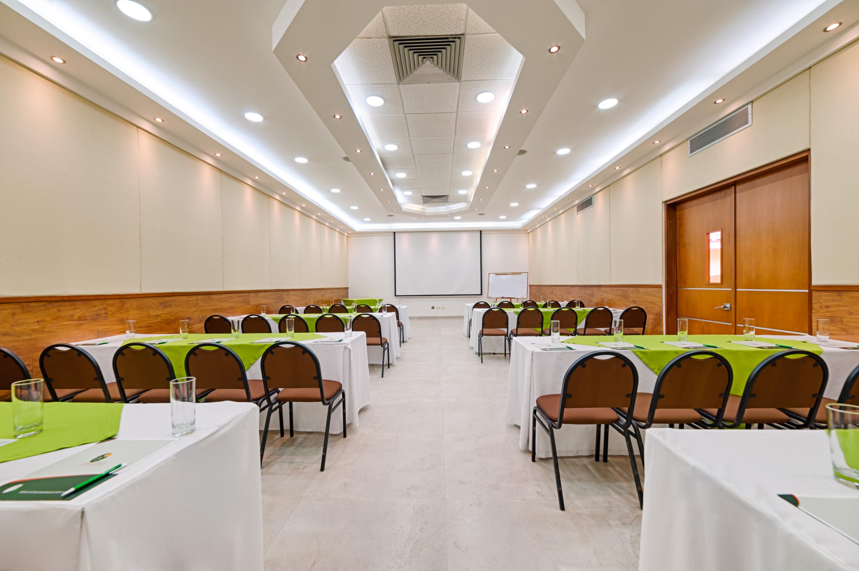 亚利桑那套房酒店 Cúcuta 外观 照片